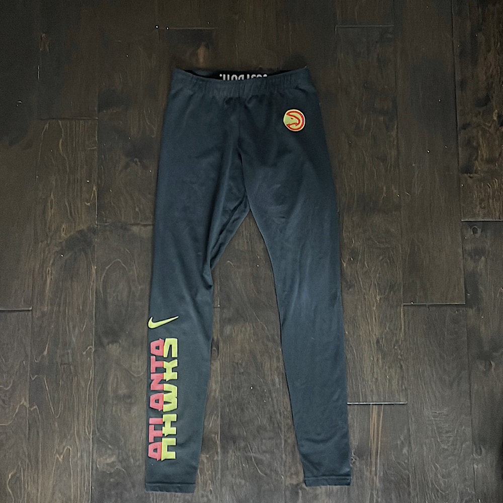 Nike Atlanta Hawks Women Legging